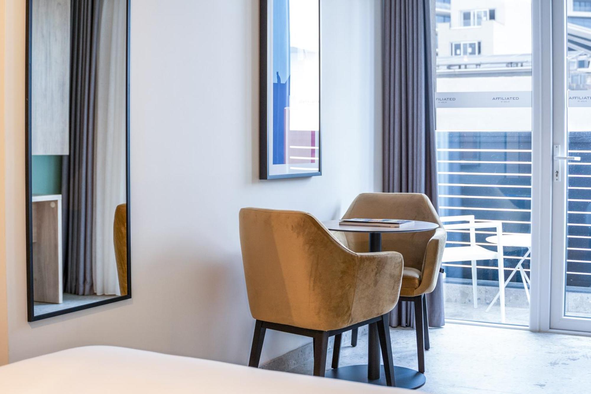 Hotel Scirocco St Julian'S, Affiliated By Melia Saint Julian's 외부 사진