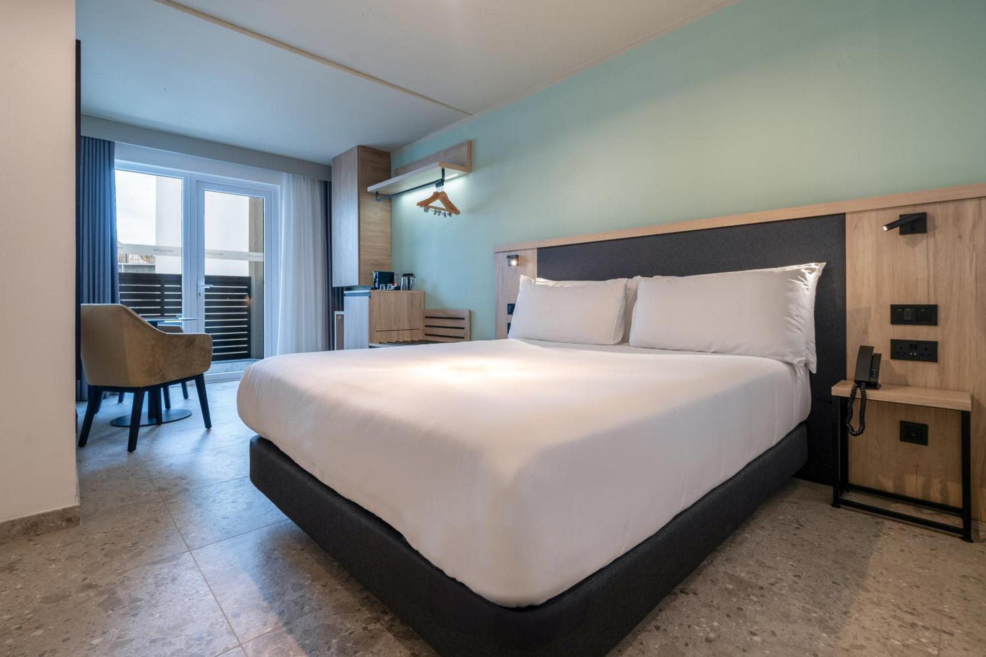 Hotel Scirocco St Julian'S, Affiliated By Melia Saint Julian's 외부 사진