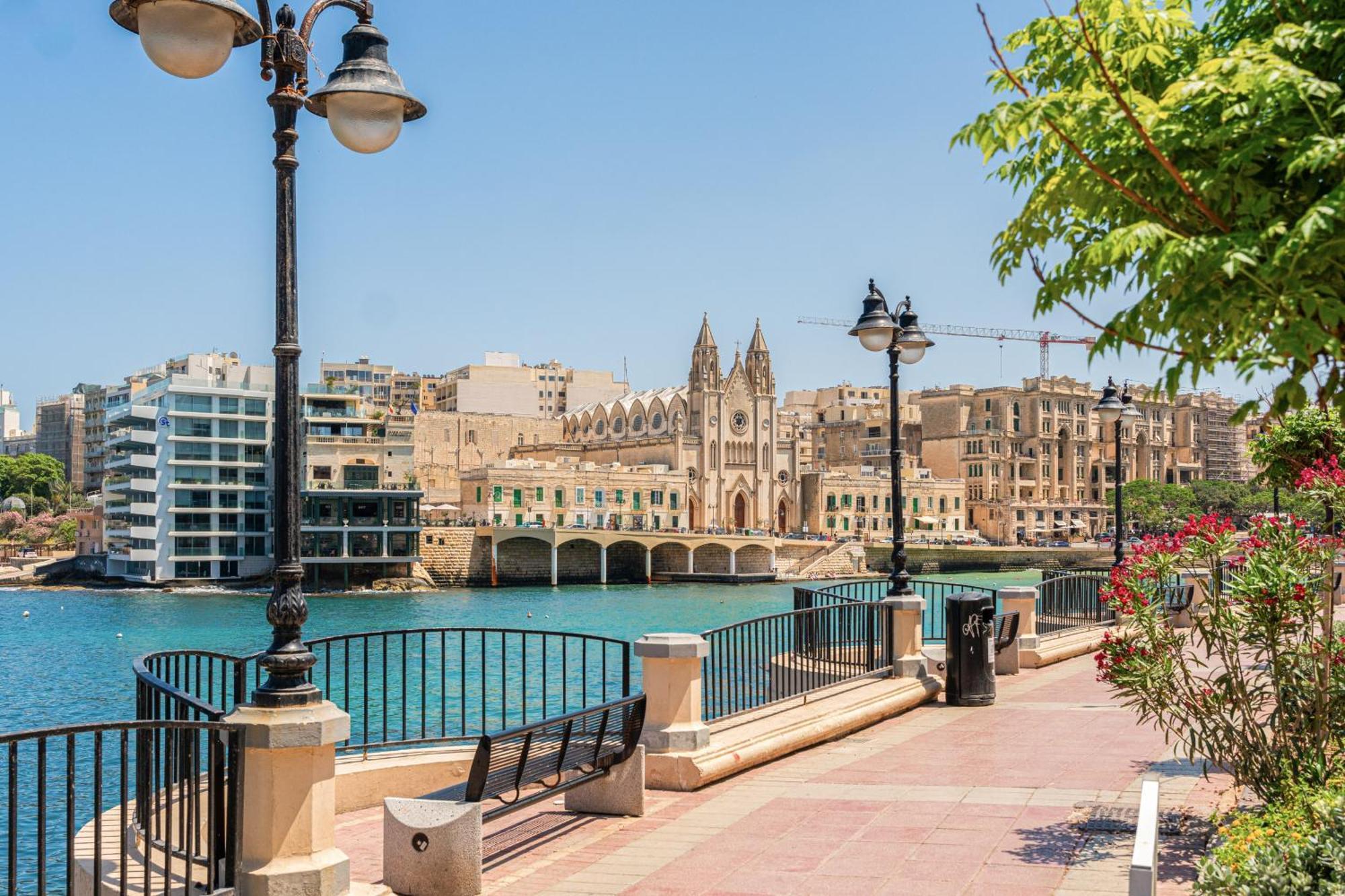 Hotel Scirocco St Julian'S, Affiliated By Melia Saint Julian's 외부 사진