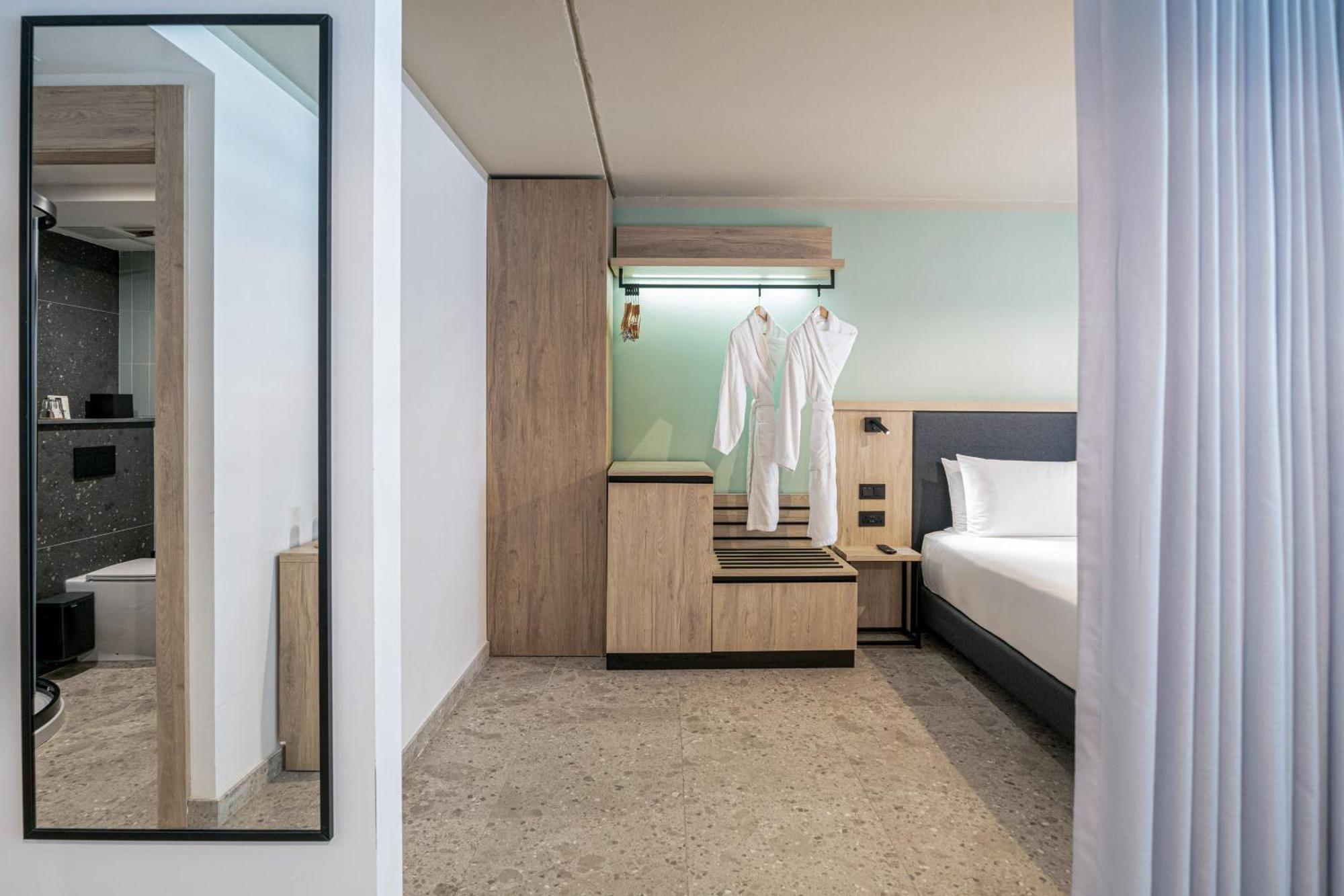 Hotel Scirocco St Julian'S, Affiliated By Melia Saint Julian's 외부 사진